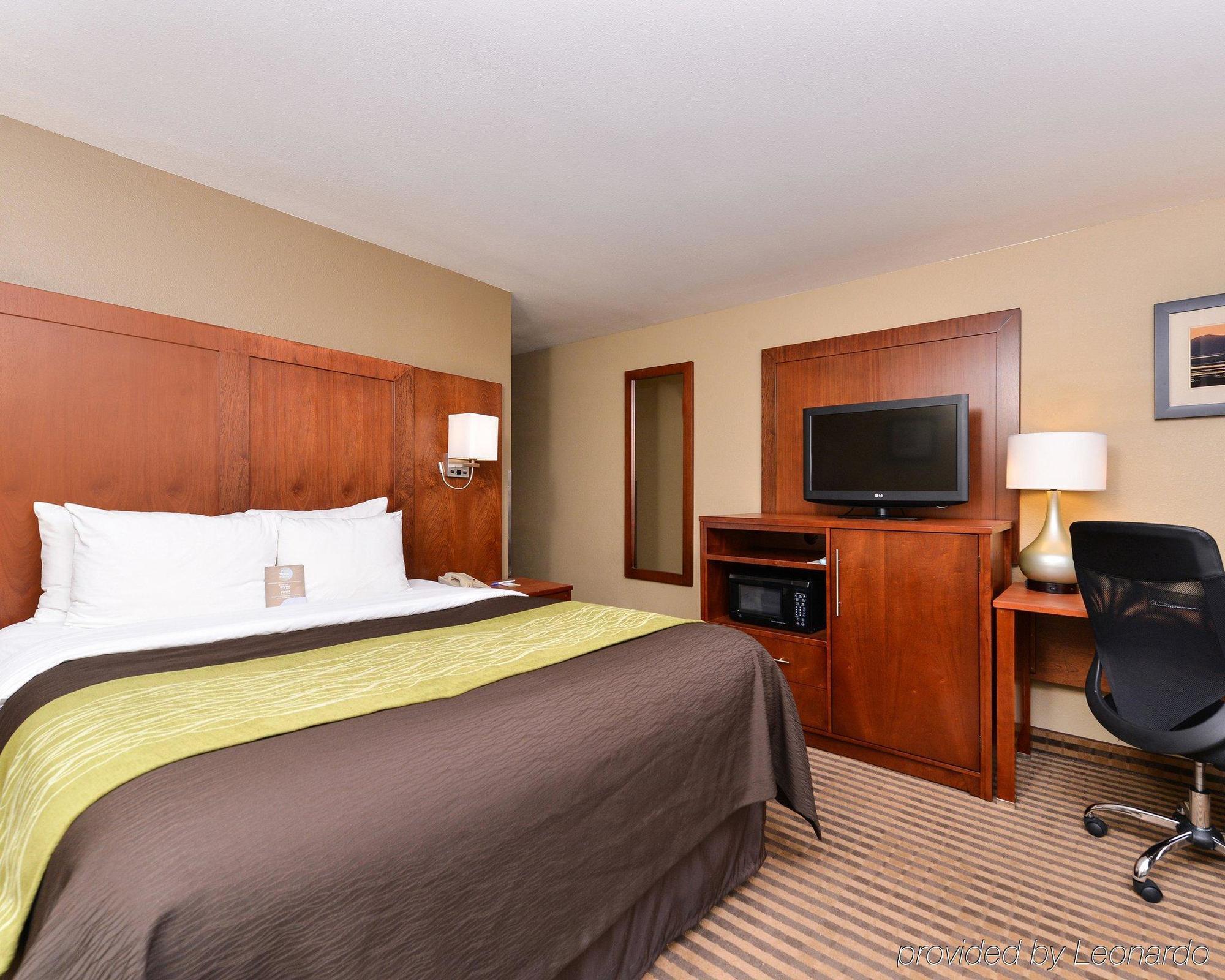 Hotel Comfort & - Salt Lake City North 2*