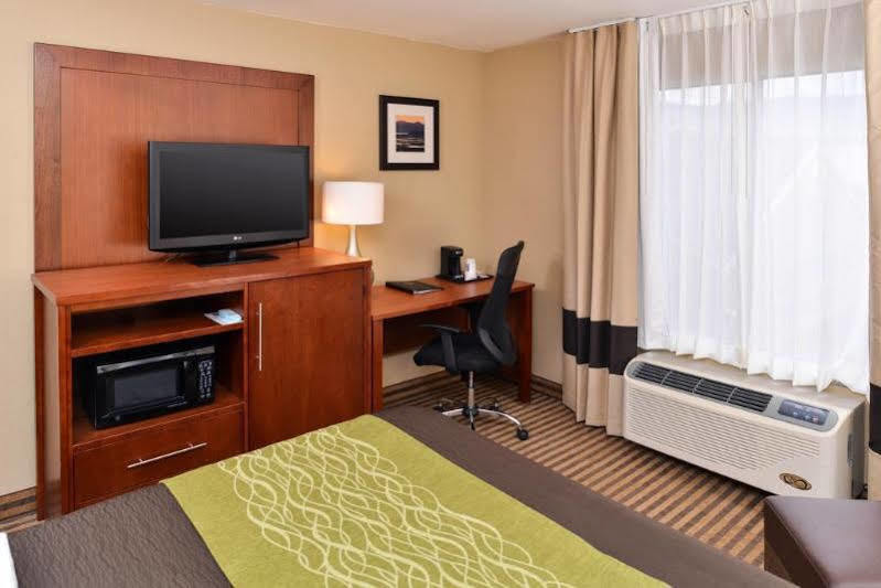 Comfort & - Salt Lake City North 2*